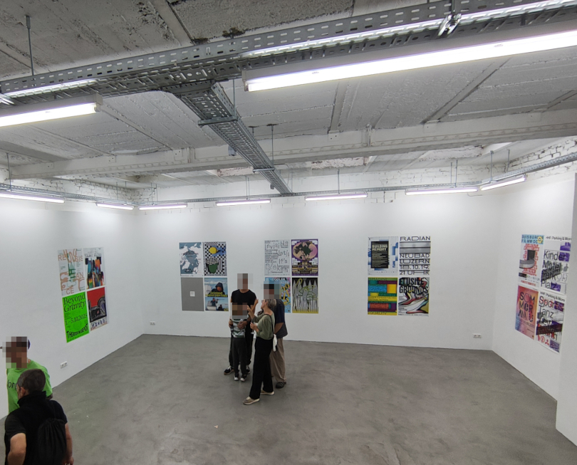 Blick in den Superraum während der Ausstellung zu "2+2"