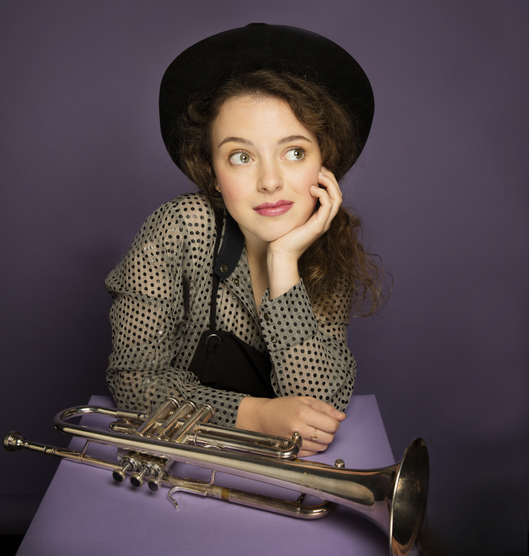 Lucienne Renaudin Vary verzauberte mit ihrer Trompete erneut das Konzerthaus Dortmund. (Foto: (c) Simon Fowler)