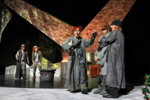 hinten: David Smith und Rainer Kleinespel vorne: Johanna Weißert, Annika Hauffe und Andreas Ksienzyk Foto: © Birgit Hupfeld