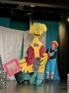 Bühnenfoto von "Peterchens Mondfahrt" im Fletch Bizzel. mit Christiane Wilke. (Foto: (c) Martina Bracke)