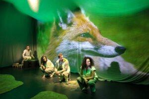 v.l.n.r.: Manuel Loos (Junge Bühne Bochum), Maria Trautmann (Junge Bühne Bochum), Jan Westphal, Bianka Lammert © Birgit Hupfeld