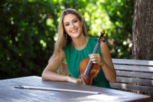 Die Violonistin Francesca Dego begeisterte das Publikum im Konzerthaus (Foto: (c) Davide Cerati )