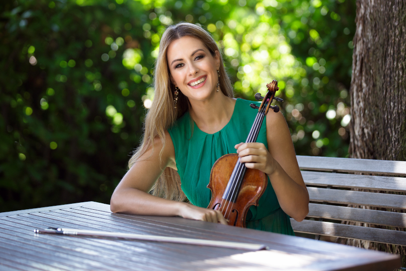 Die Violonistin Francesca Dego begeisterte das Publikum im Konzerthaus (Foto: (c) Davide Cerati )